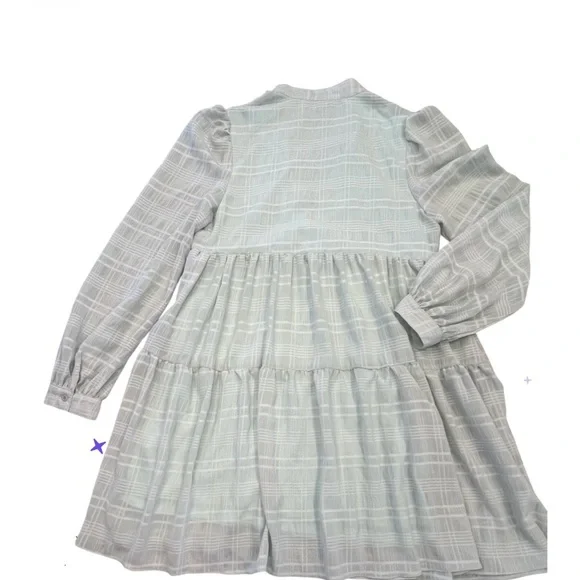 NWT Nasty Gal Light Green Long Sleeve Tiered Dress - Picture 3 of 8